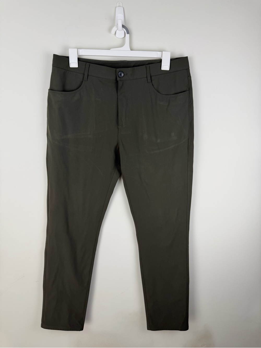 Vuori Men's Dark Olive Stretch Chinos